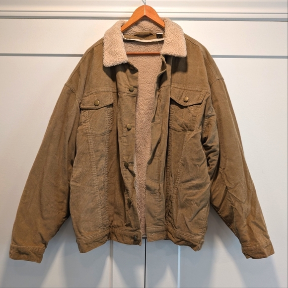 VINTAGE oversized tan corduroy sherpa lined jacket shacket coat